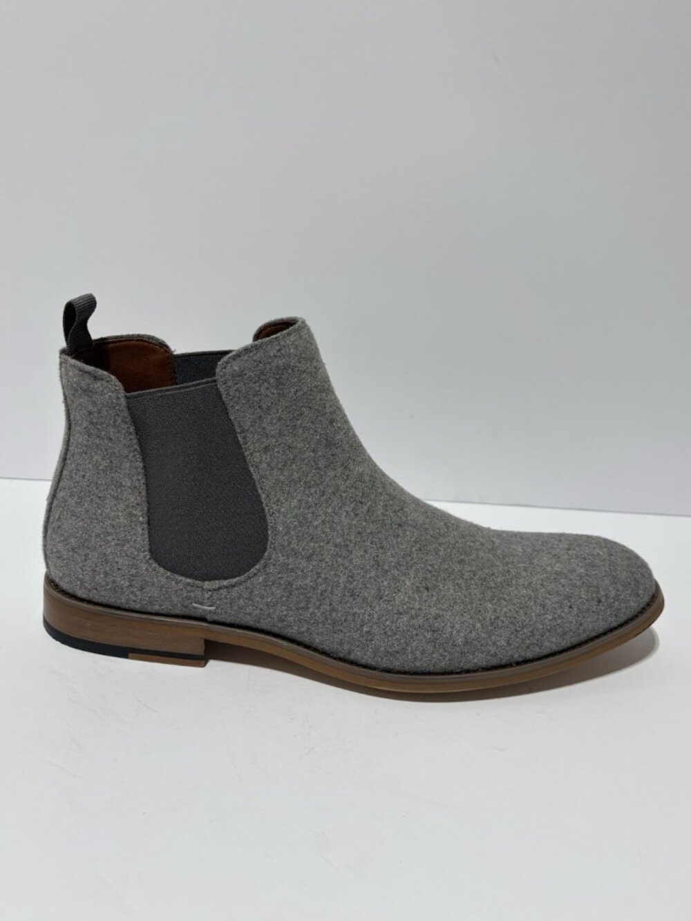Polar Fox Men’s Barrett Classic Chelsea Boots Gray, Size 12 M